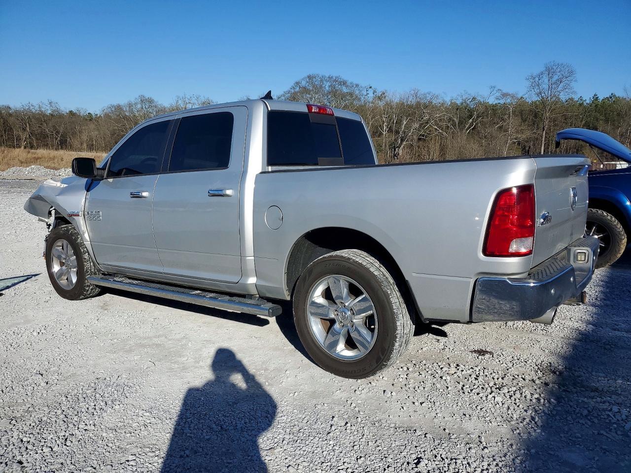 2016 Dodge Ram 1500 slt