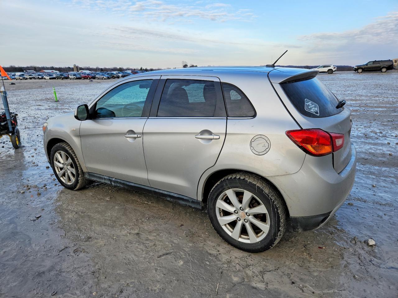 2013 Mitsubishi Outlander Sport se