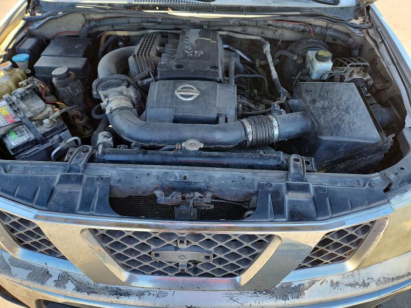 2008 Nissan Frontier Crew cab le