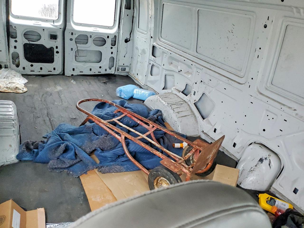 2002 Ford E250 Delivery Van