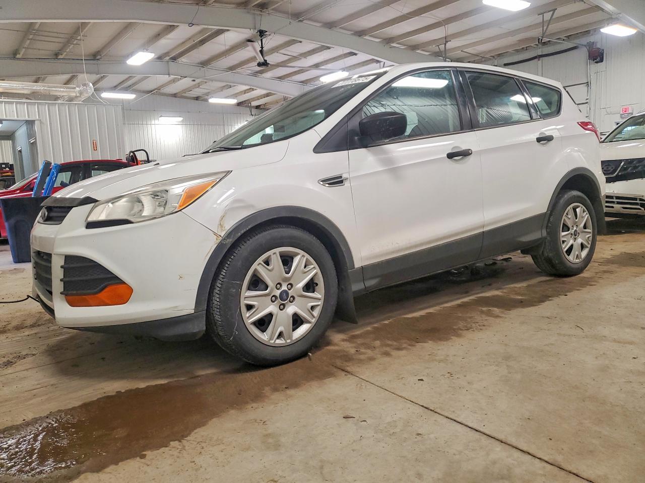 2015 Ford Escape s