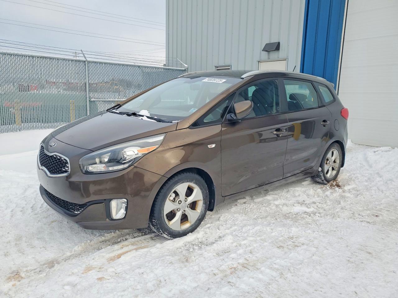 2014 KIA Rondo