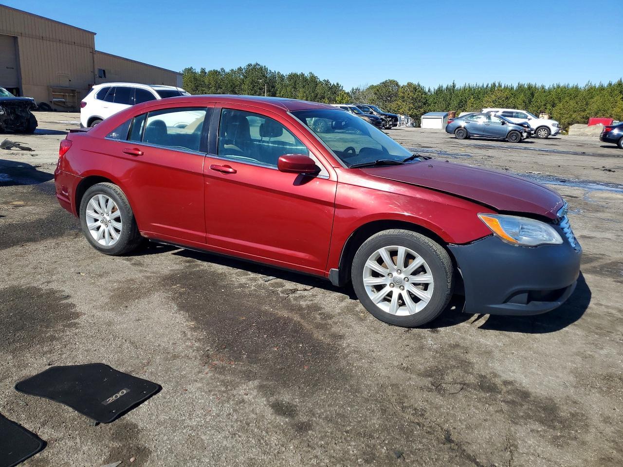 2013 Chrysler 200 Touring