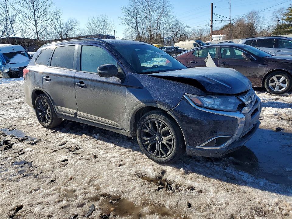 2018 Mitsubishi Outlander se
