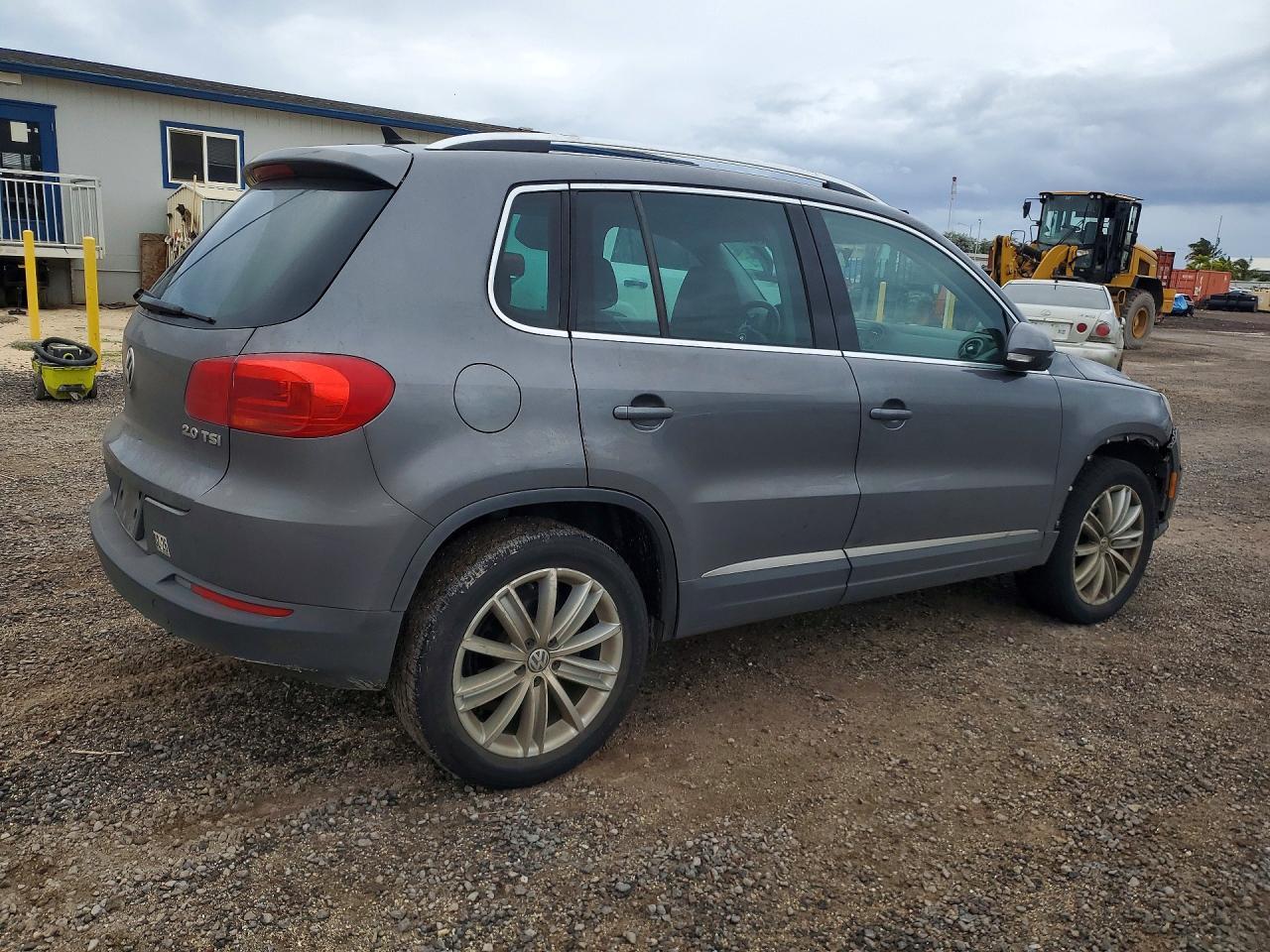 2012 Volkswagen Tiguan s