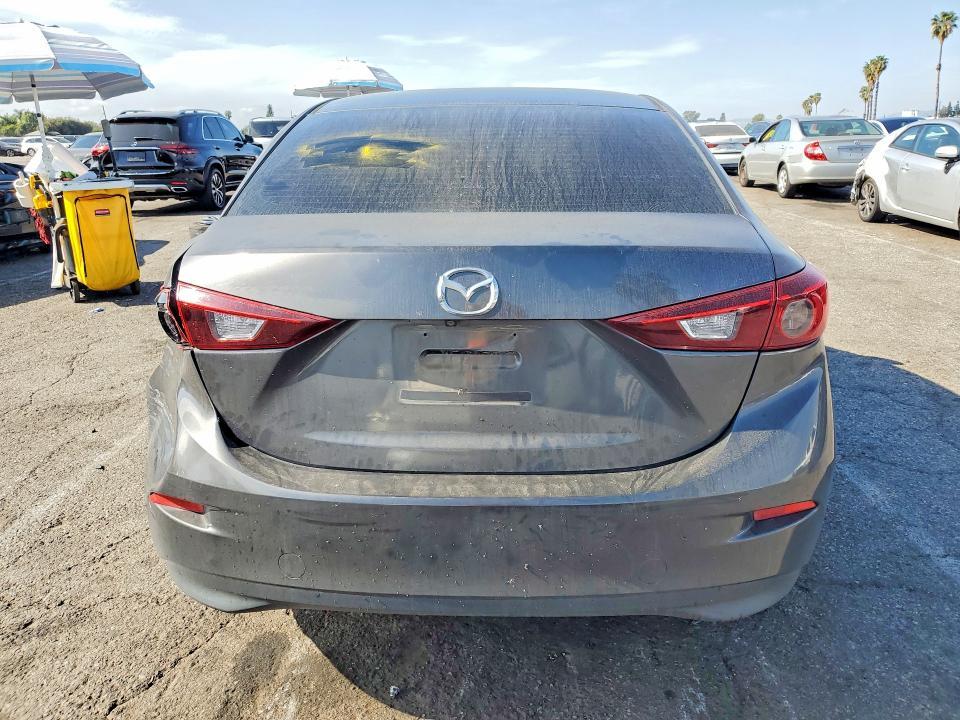 2018 Mazda 3 Sport