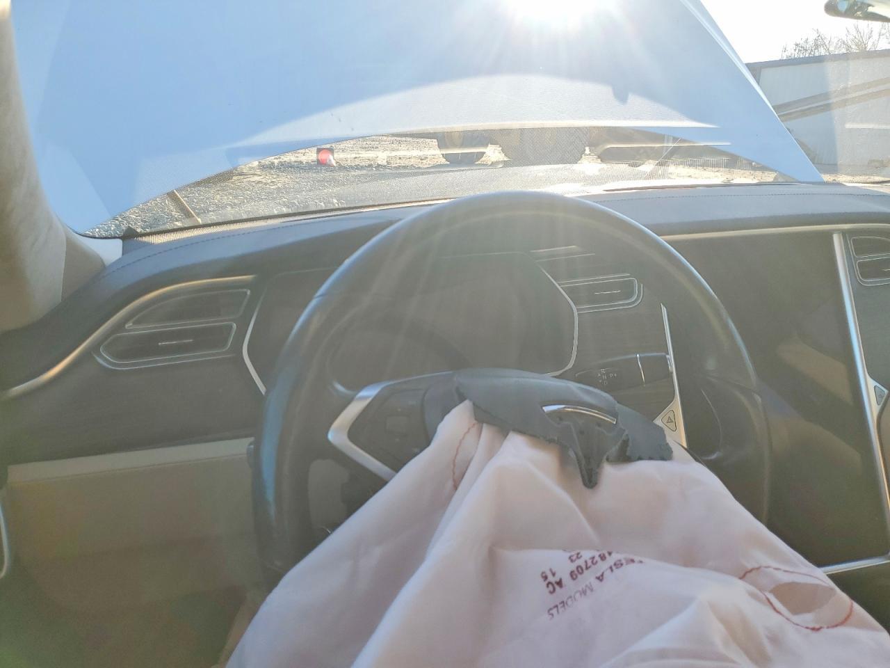2015 Tesla Model s 85D