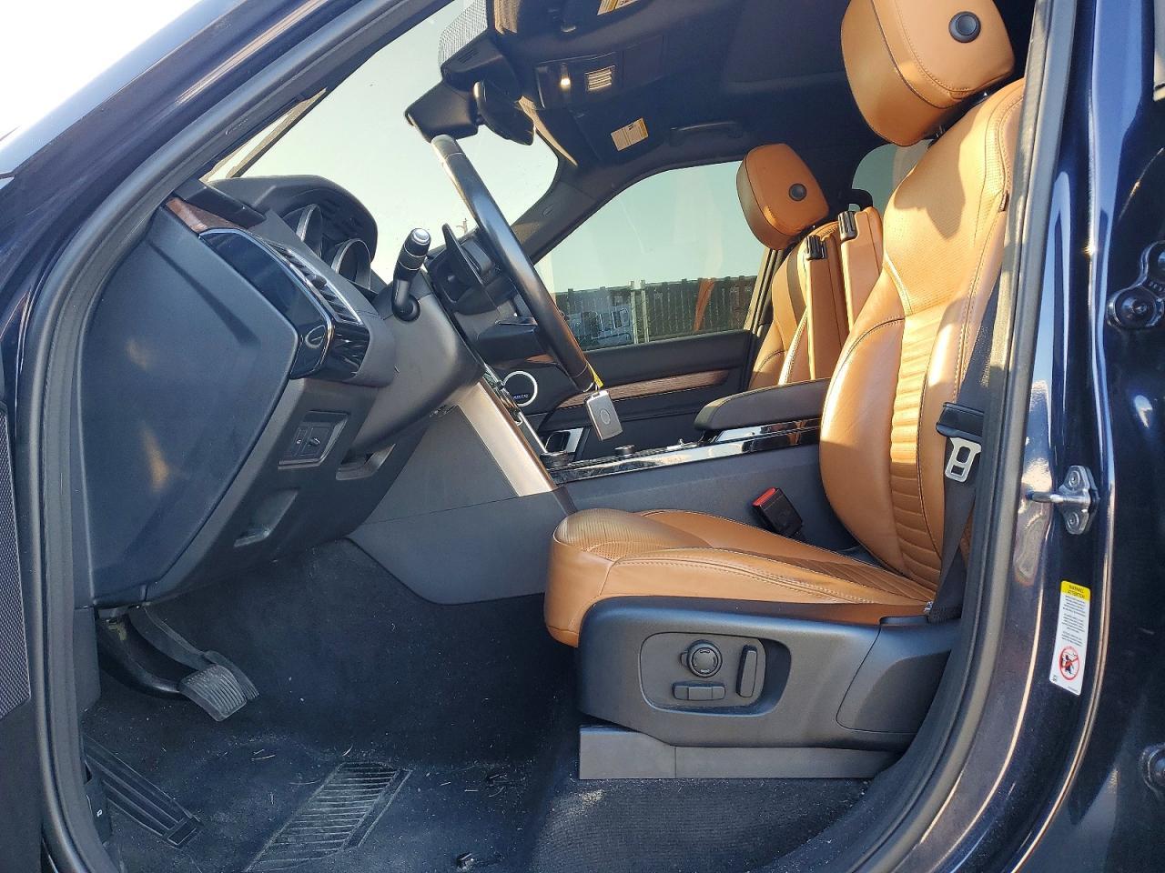 2017 Land Rover Discovery hse