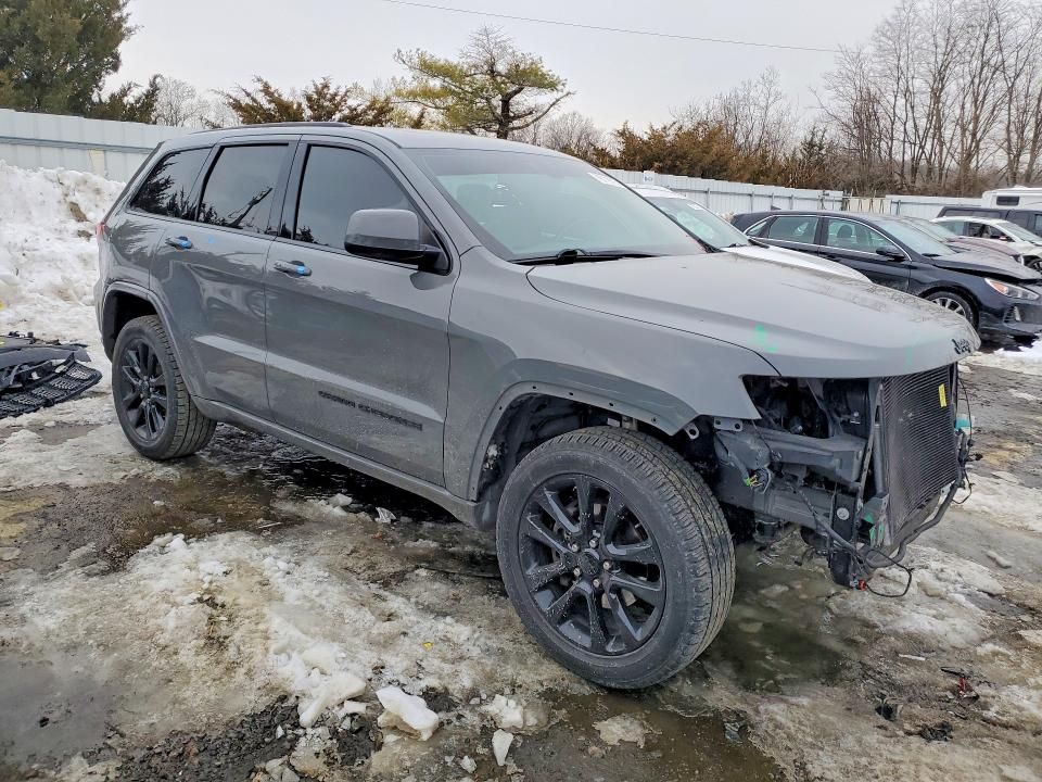 2019 Jeep Grand Cherokee Laredo