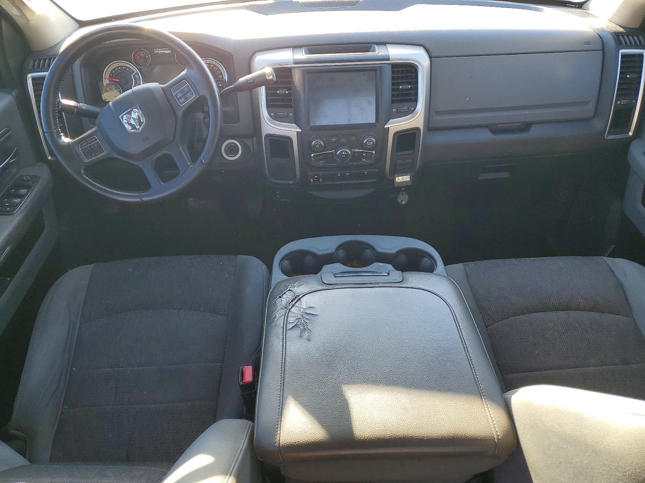 2013 Dodge RAM 1500 SLT