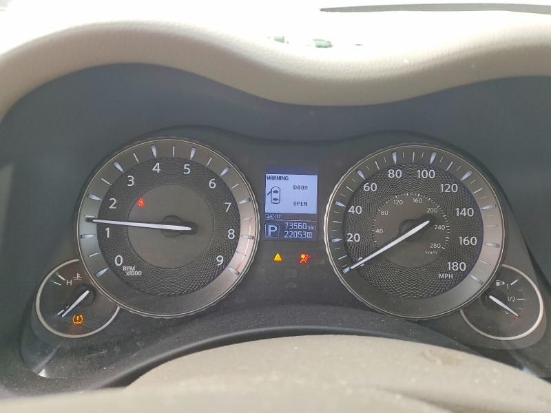 2017 Infiniti Q70 3.7