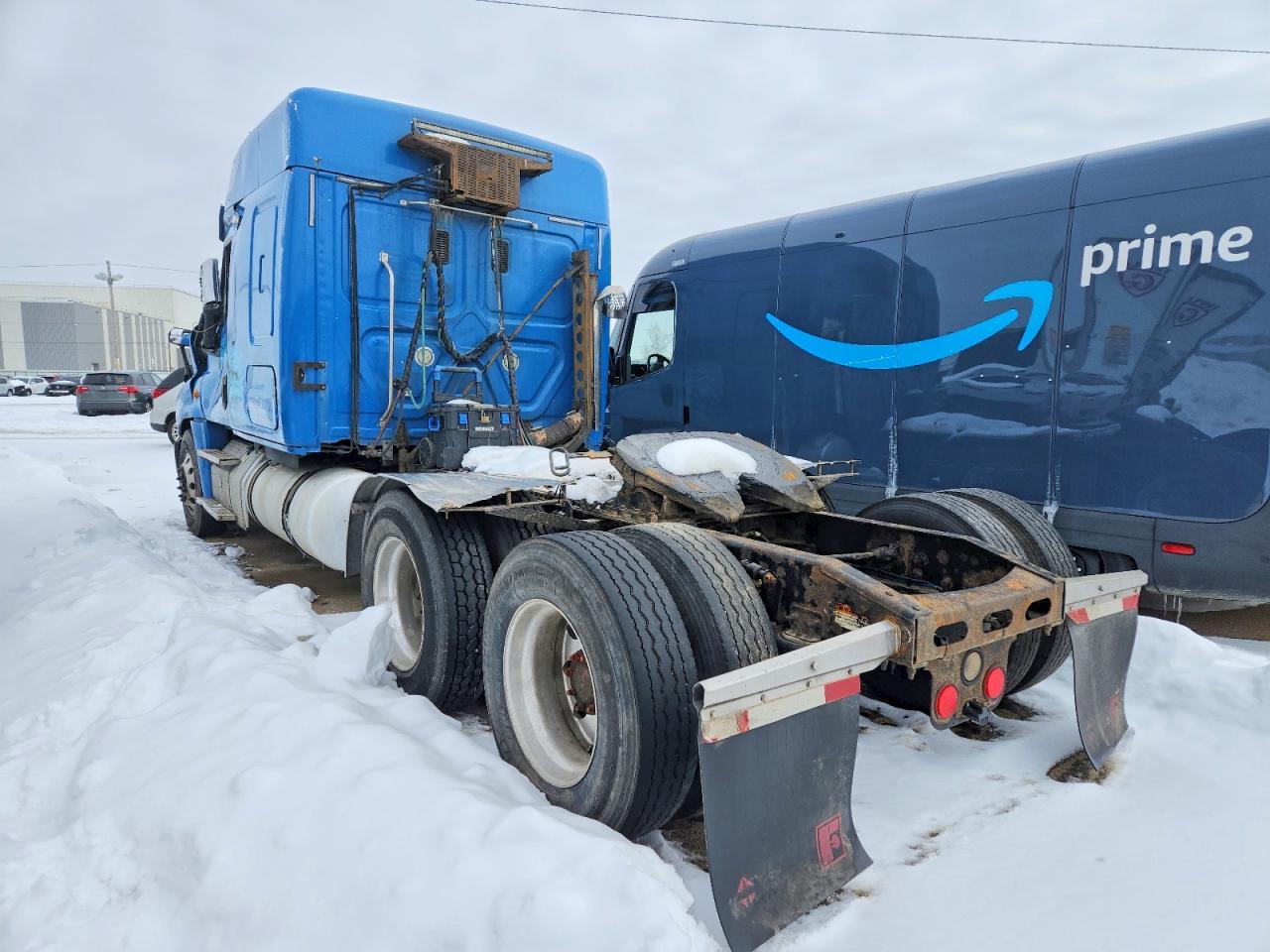 2013 Freigliner 2013 Freightliner Cascadia Semi Truck