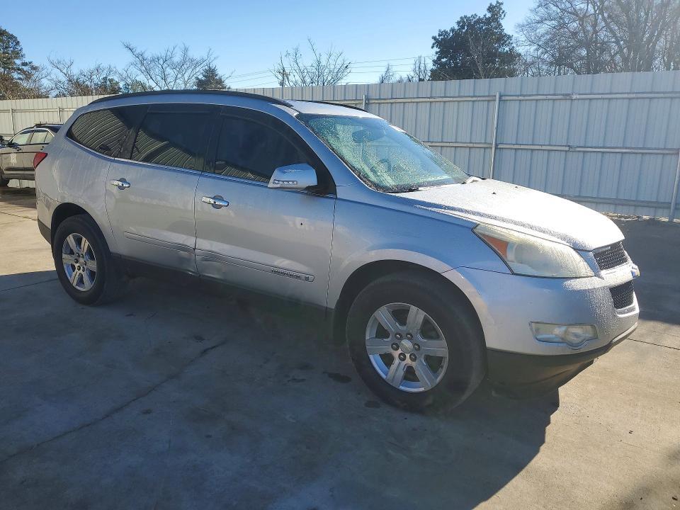 2009 Chevrolet Traverse lt