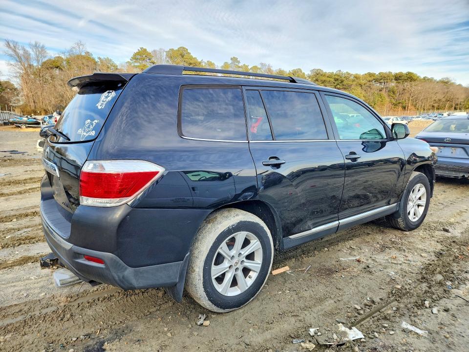 2012 Toyota Highlander Base