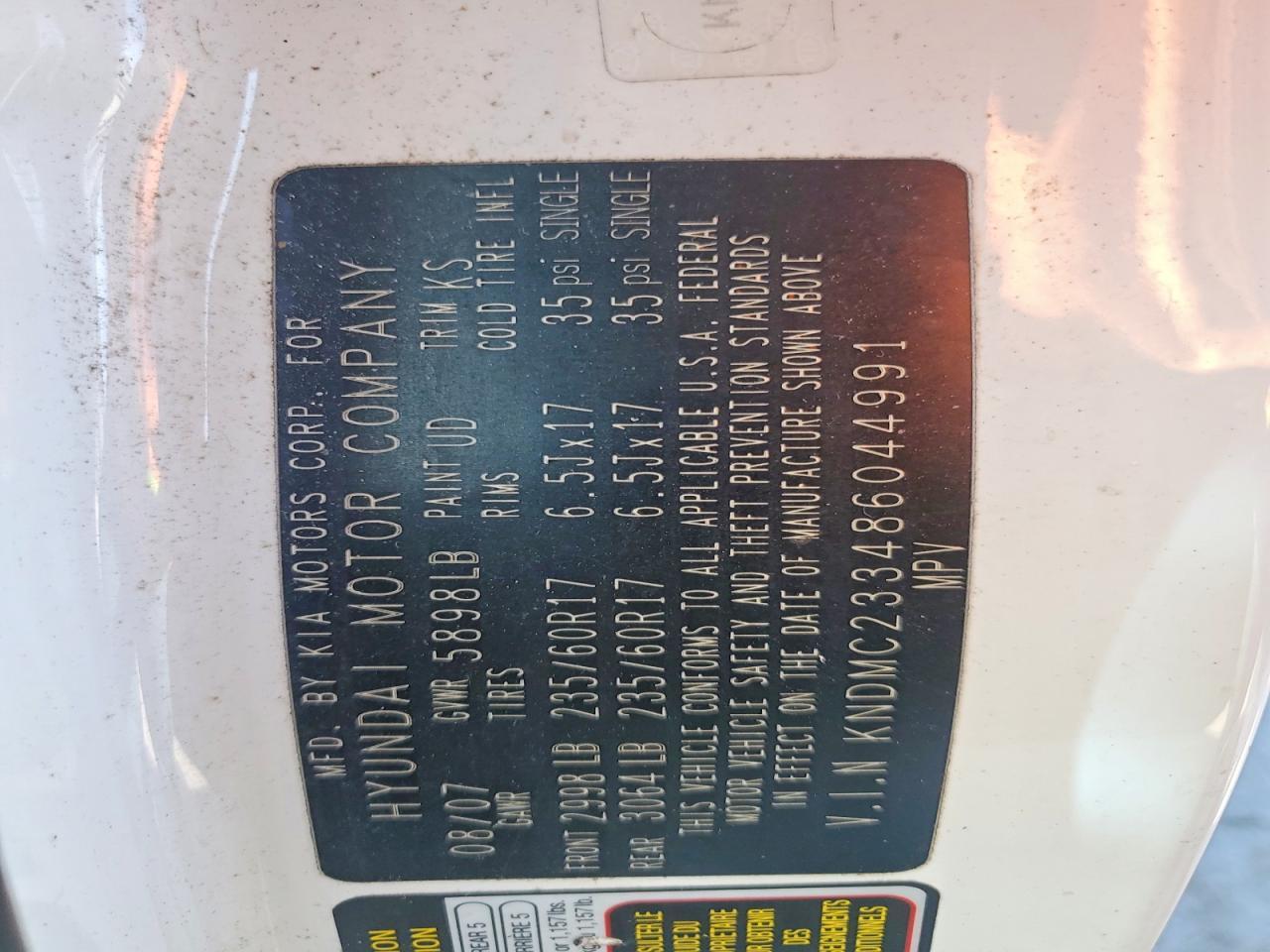 2008 Hyundai Entourage gls