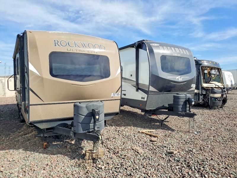 2018 Forest River Rockwood-Camper