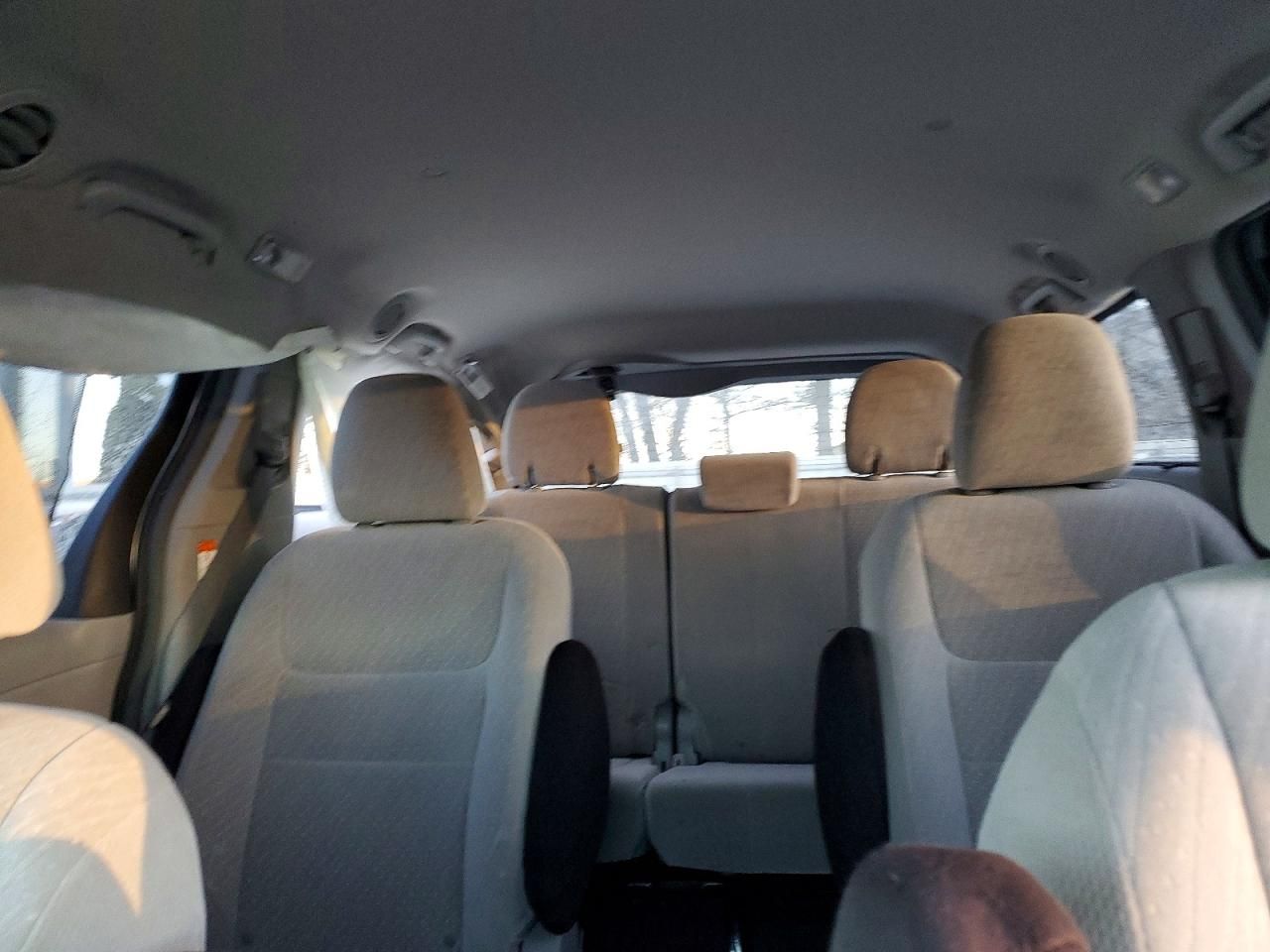 2017 Toyota Sienna le