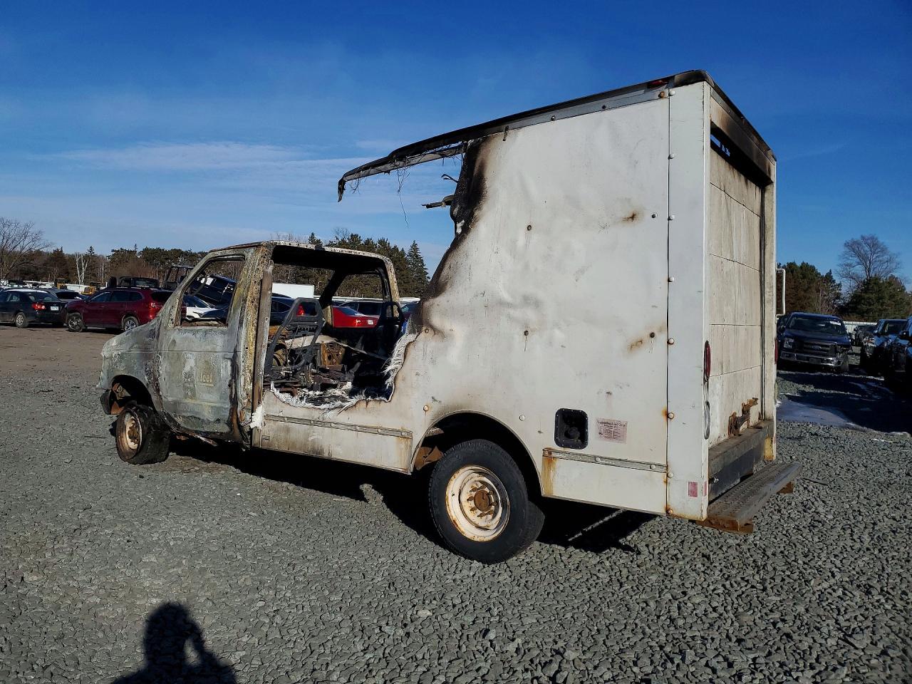 2005 Ford E350 BOX Truck