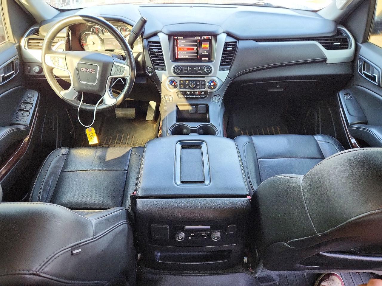 2015 GMC Yukon slt