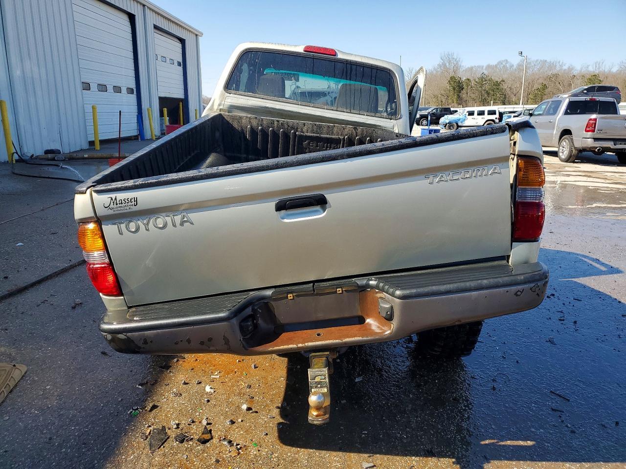2003 Toyota Tacoma Base