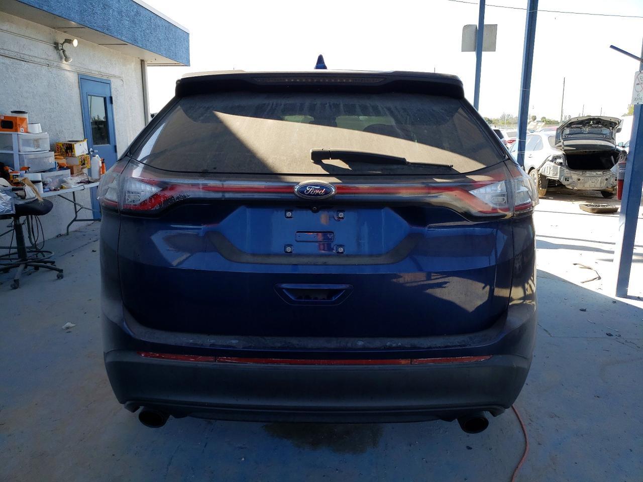 2016 Ford Edge se