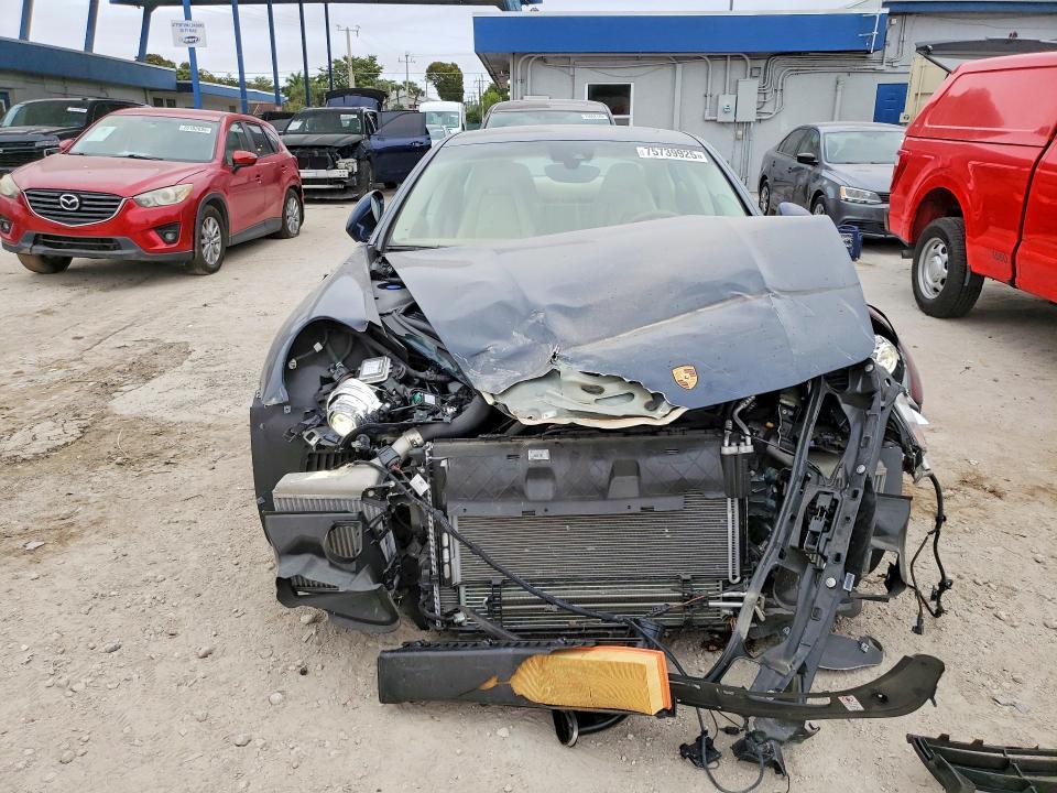 2014 Porsche Panamera s