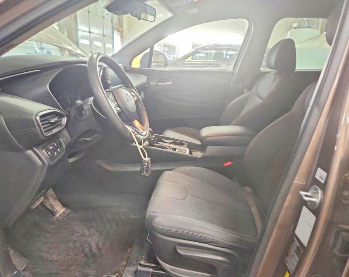 2019 Hyundai Santa fe se 2.4l