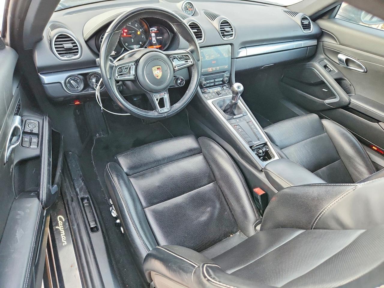 2024 Porsche Cayman Base