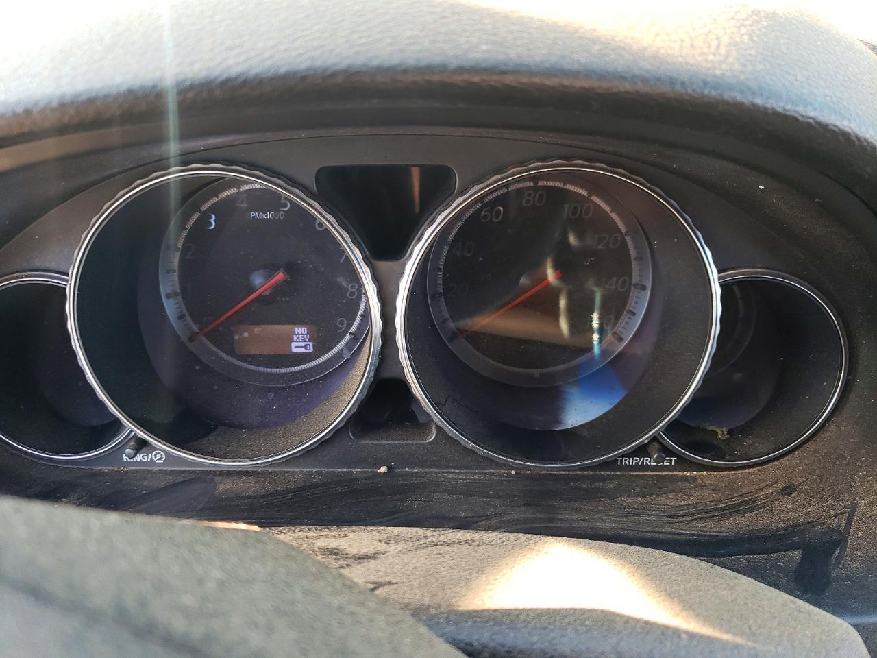 2010 Infiniti M35 Base