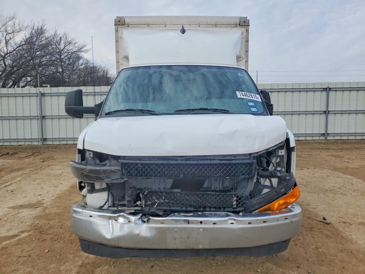 2022 Chev Express G3500