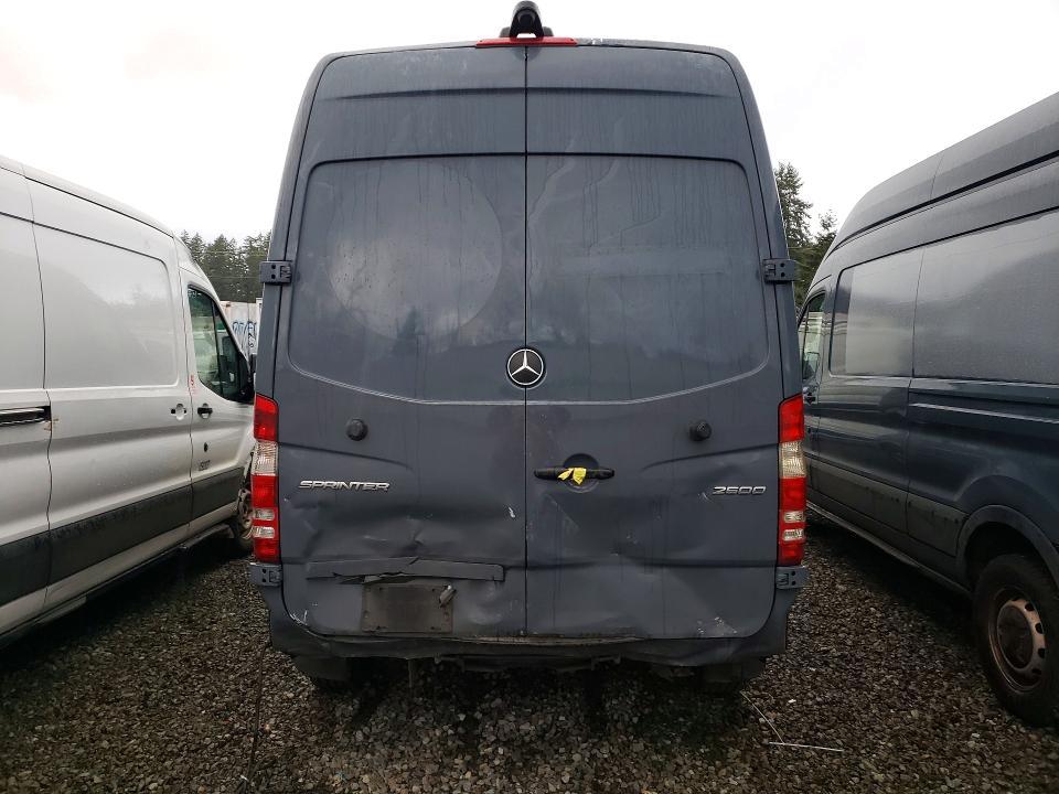 2018 Mercedes-Benz 2018 Mercedes Benz Sprinter 2500 Delivery van