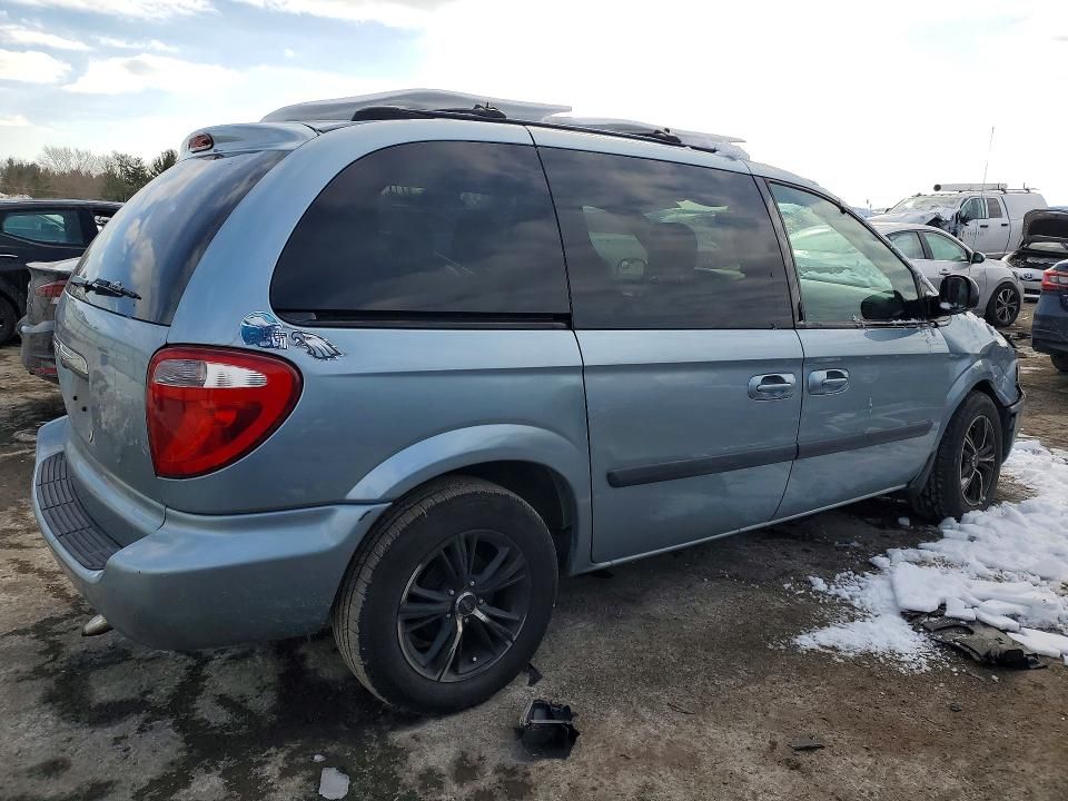 2005 Chrysler Town & Country