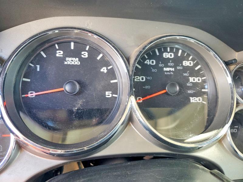 2005 Chevrolet Silverado 3500 Flatbed Truck