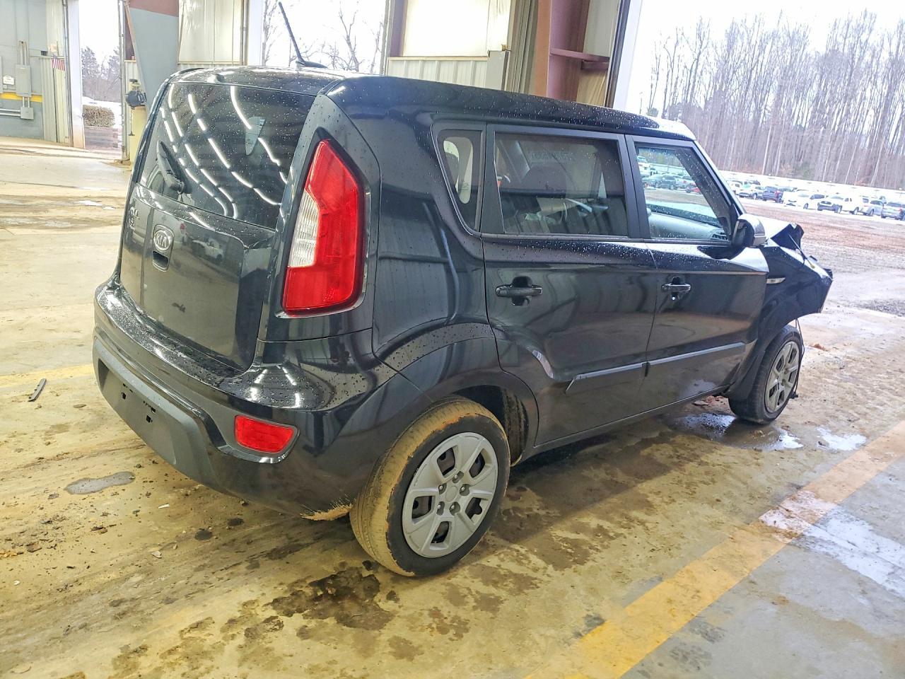 2013 KIA Soul Base