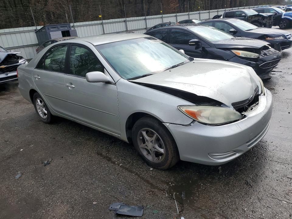 2002 Toyota Camry le