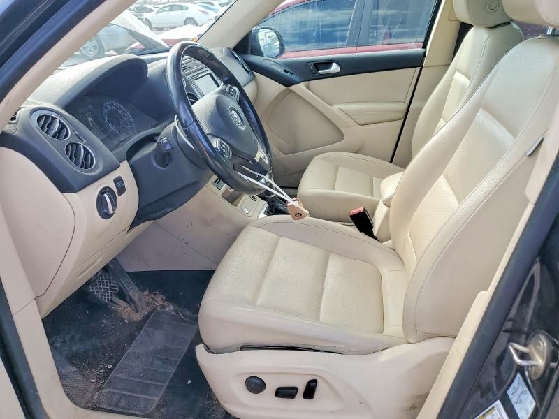 2016 Volkswagen Tiguan s