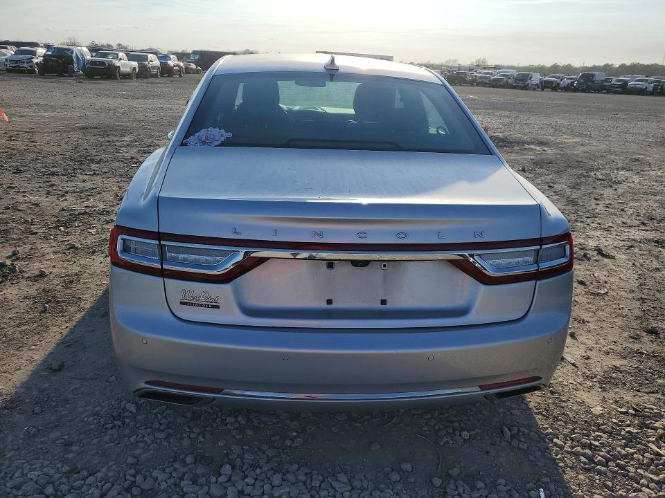 2019 Lincoln Continental Select