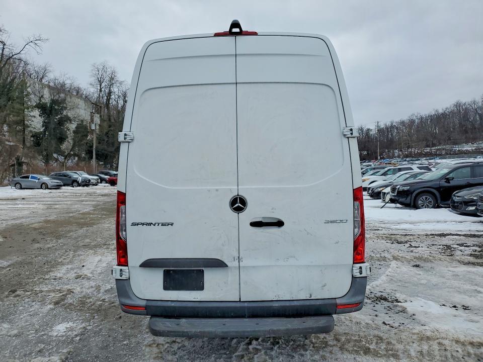 2021 Mercedes-Benz 2021 Mercedes Benz Sprinter 2500 Delivery van