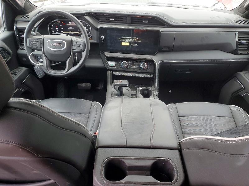 2024 GMC Sierra K1500 AT4X