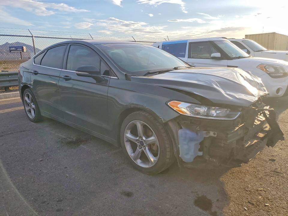 2015 Ford Fusion se