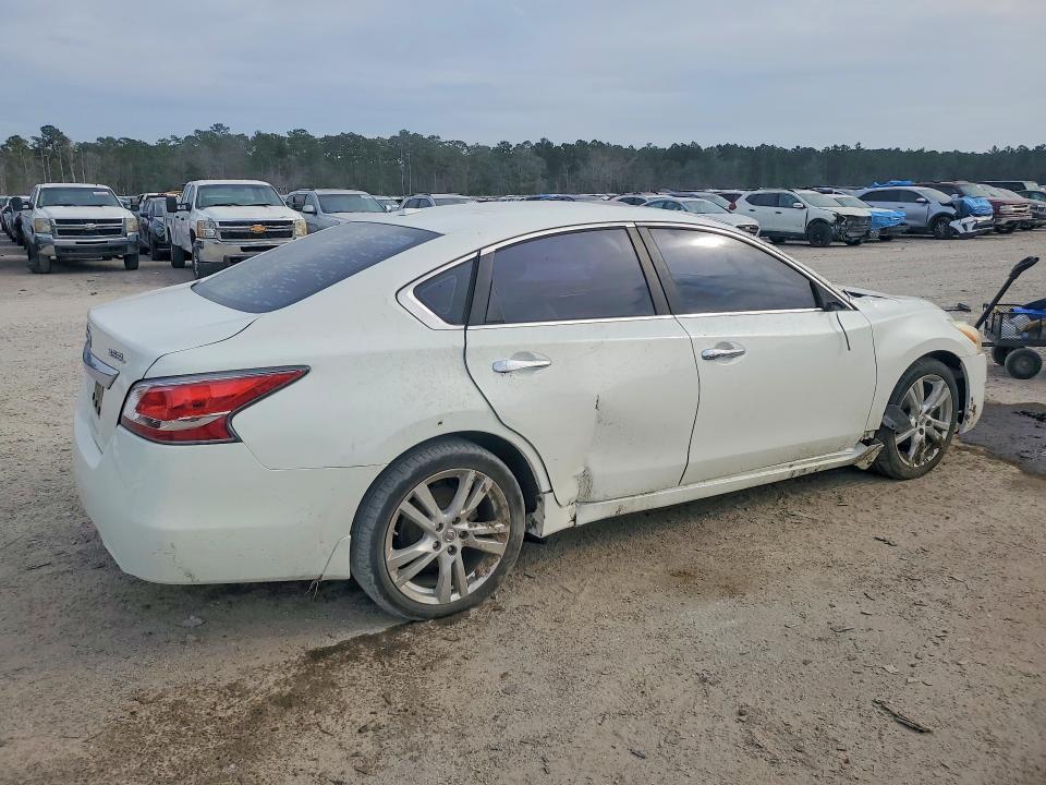 2014 Nissan Altima 3.5 sl