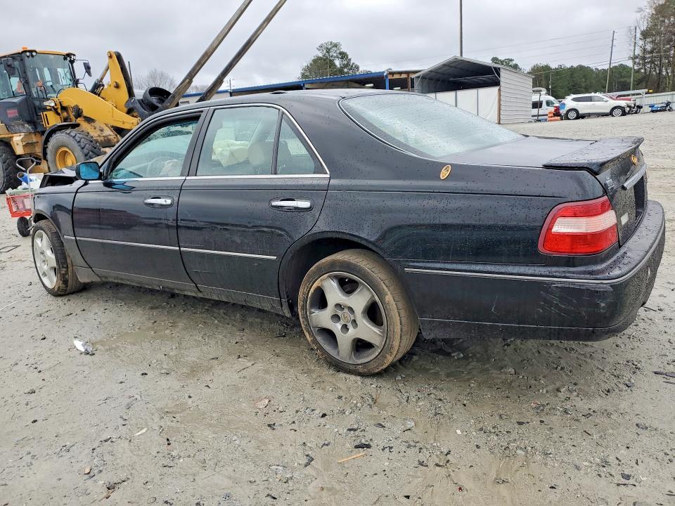 2000 Infiniti Q45 Base