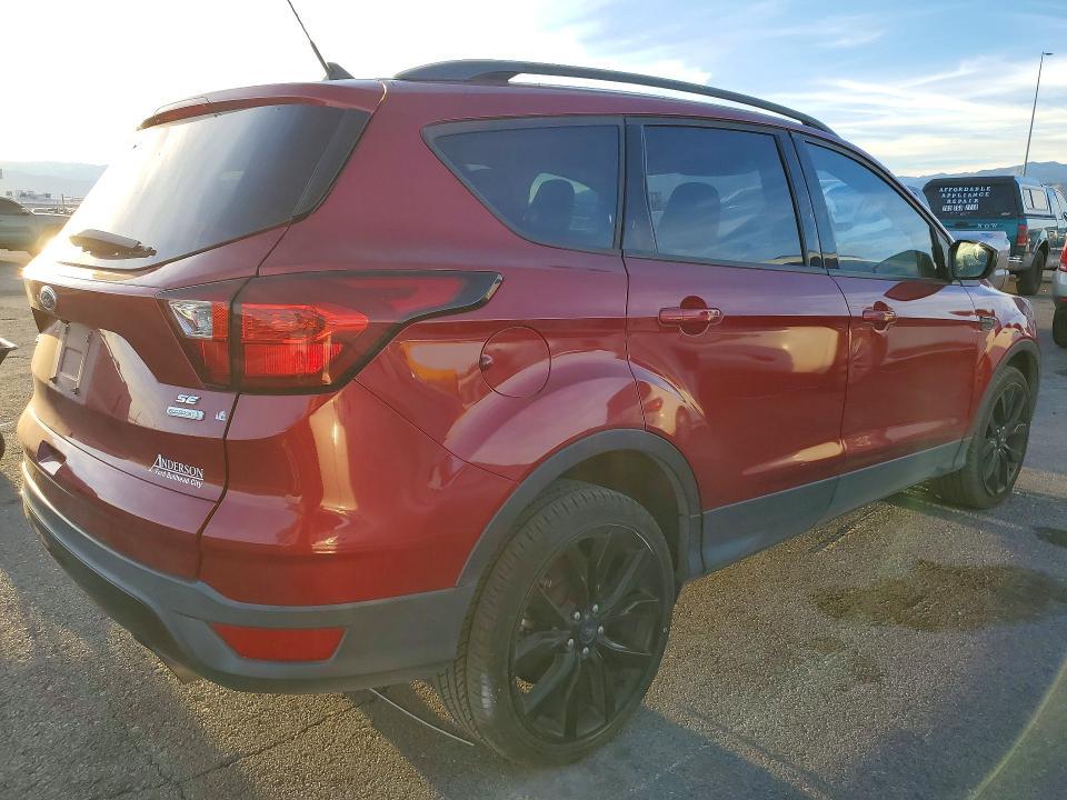 2019 Ford Escape se