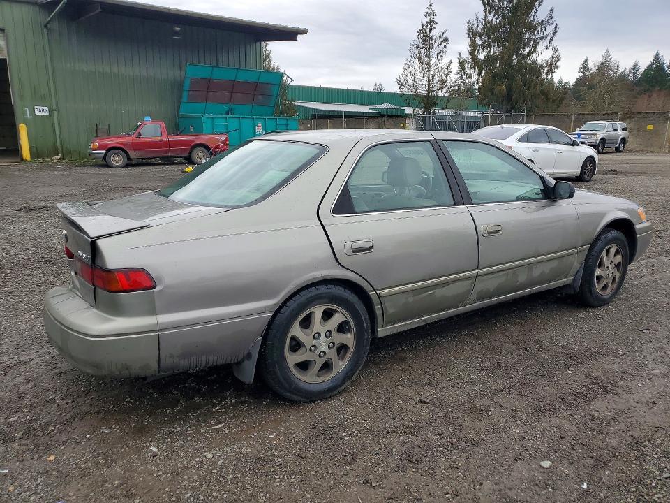1998 Toyota Camry le V6