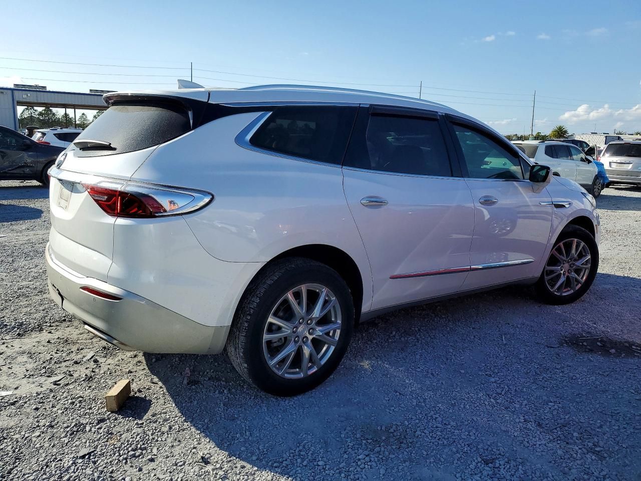 2022 Buick Enclave Essence