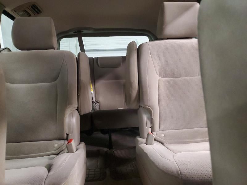 2005 Toyota Sienna ce