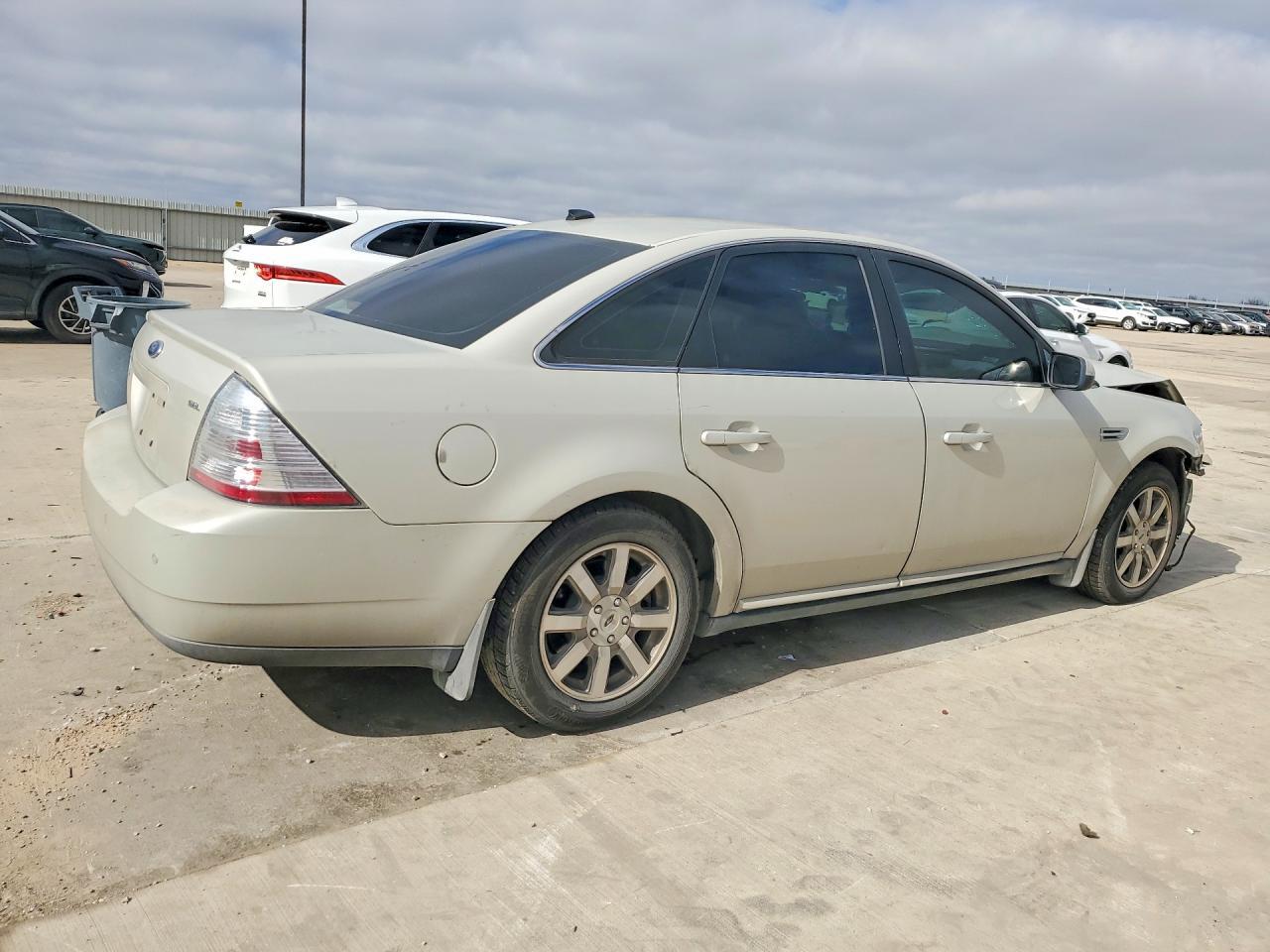 2008 Ford Taurus sel