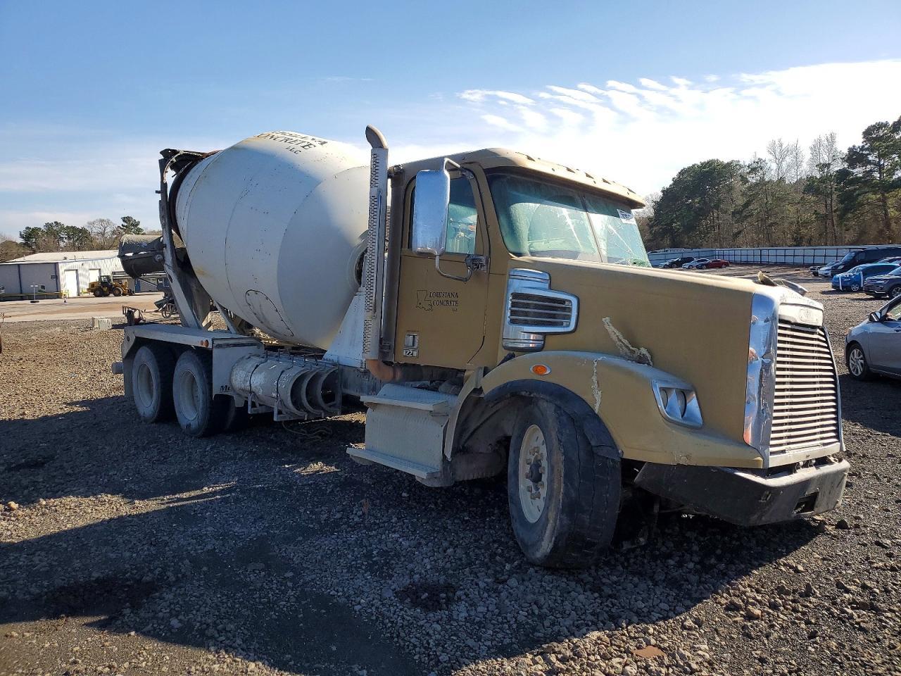 2016 Freightliner 122sd