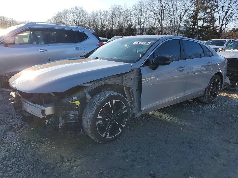 2023 KIA K5