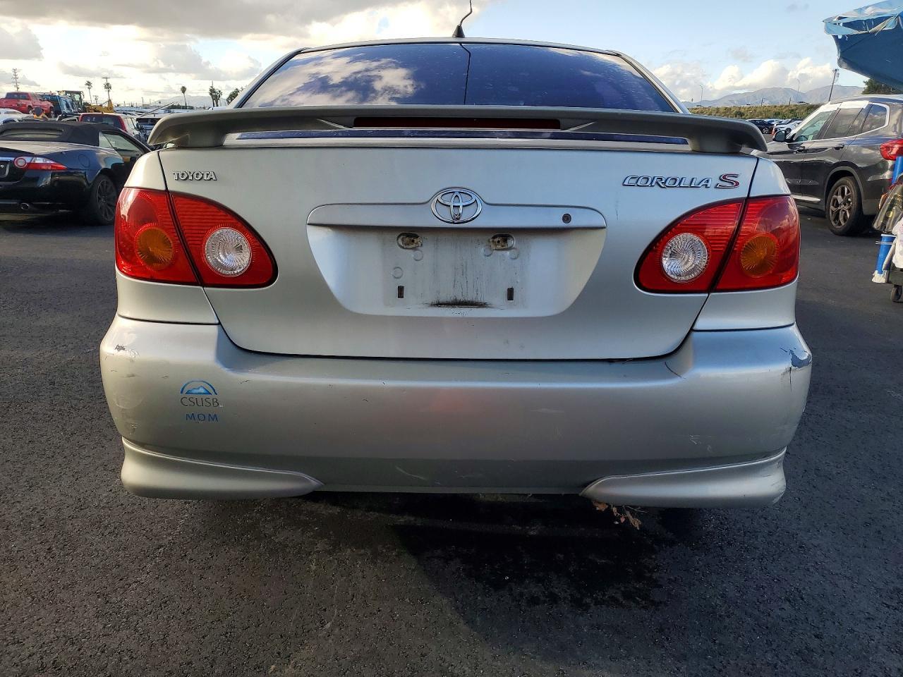 2004 Toyota Corolla ce